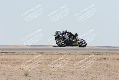 media/Apr-20-2025-CVMA (Sun) [[39090e8767]]/Race 5-Amateur Supersport Open/